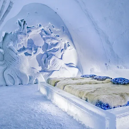 Ξενοδοχείο Snow 3*