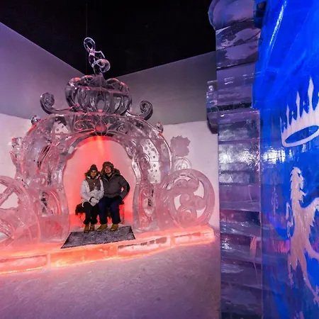 Snow Hotel 3*