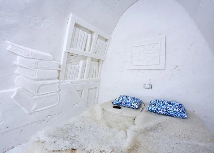 Snow Hotel